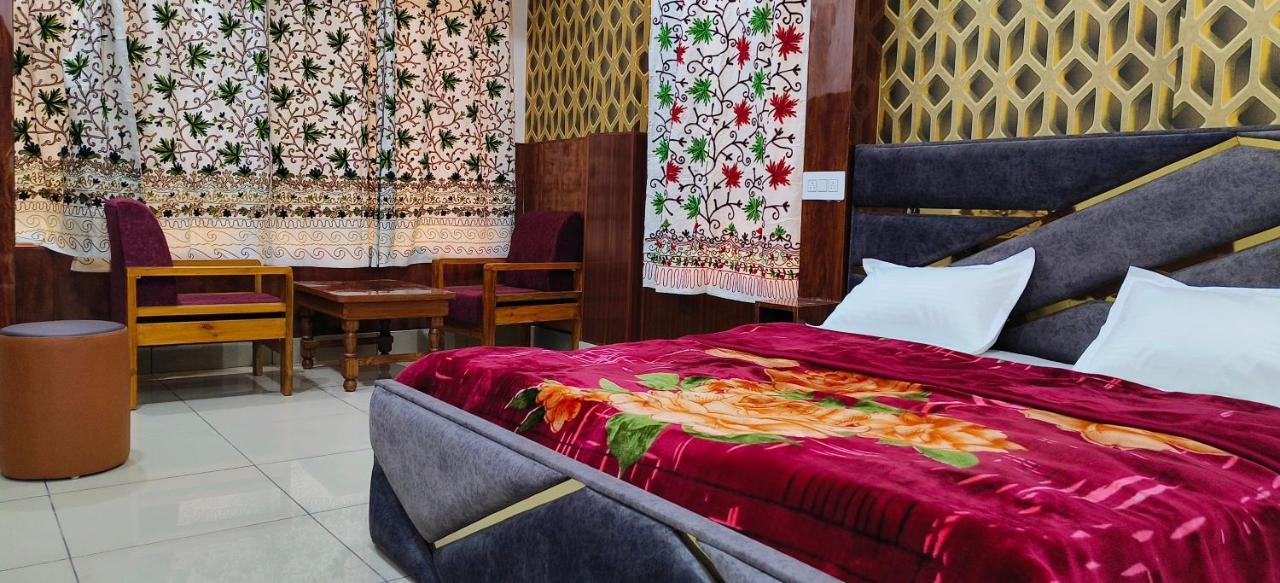 Hotel Gulmarg Residency, Kunzer Gulmarg Exterior foto